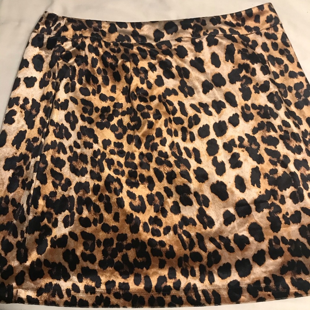 Suede leopard skirt
